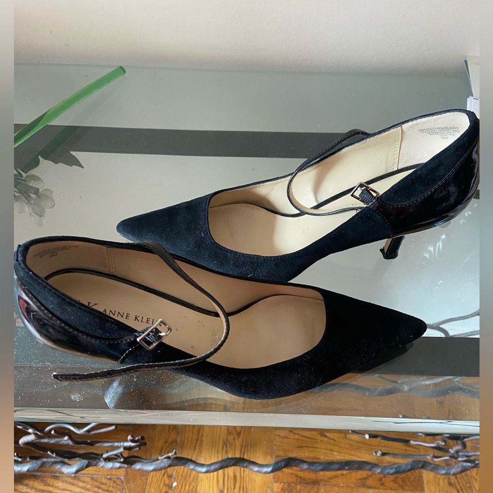 High Heels, Anne Klein